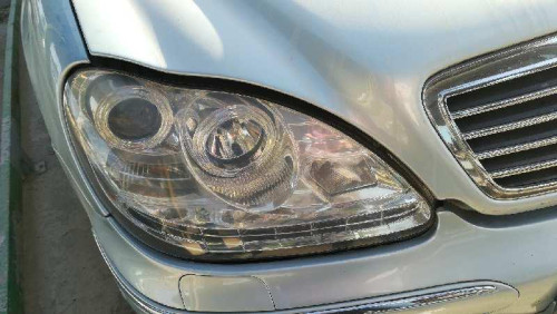  FARO DERECHO MERCEDES-BENZ CLASE S (BM 220) BERLINA 