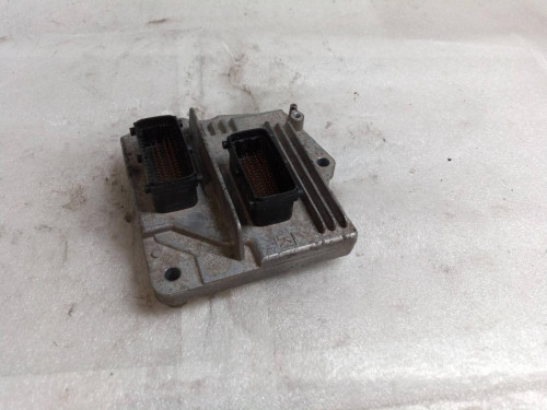  CENTRALITA MOTOR UCE OPEL ASTRA H GTC 