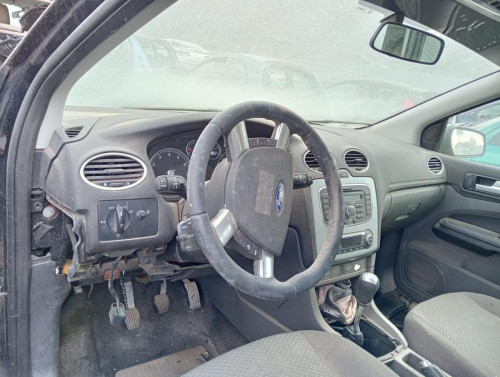  FORD FOCUS BERLINA (CAP) 