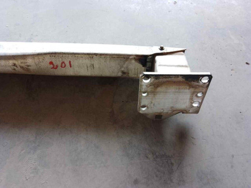 REFUERZO PARAGOLPES DELANTERO Peugeot 308 