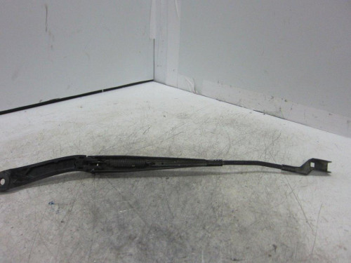  BRAZO LIMPIA DELANTERO DERECHO Fiat 500X (334) 
