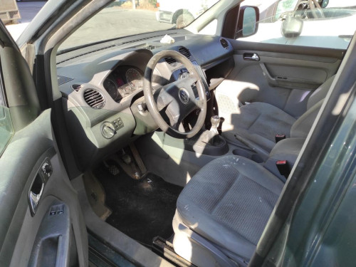 VOLKSWAGEN CADDY (2K)(02.2004) — автомобиль-донор на запчасти 