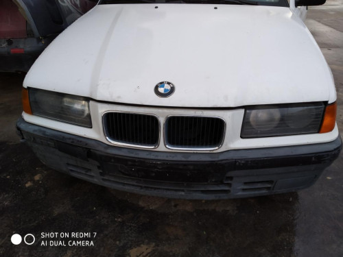  BMW SERIE 3 BERLINA (E36) 