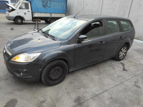 FORD FOCUS SPORTBREAK (CB4) — vehículo donante para recambios 