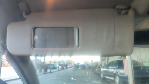 VOLKSWAGEN PASSAT BERLINA (3B3) — vehículo donante para recambios 