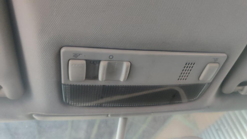 VOLKSWAGEN PASSAT BERLINA (3B3) — vehículo donante para recambios 