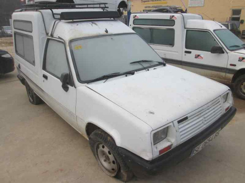 RENAULT RAPID /EXPRESS (F40) — vehículo donante para recambios 