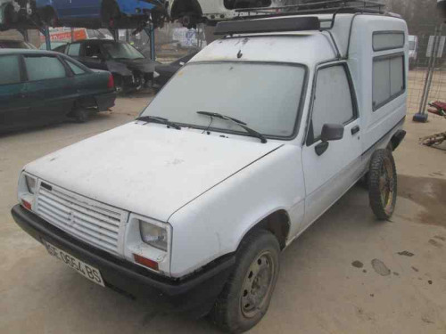 RENAULT RAPID /EXPRESS (F40) — vehículo donante para recambios 