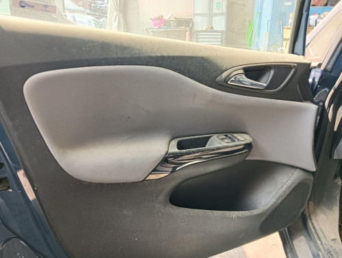OPEL CORSA E — автомобиль-донор на запчасти 