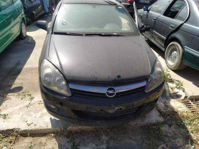 OPEL ASTRA H GTC