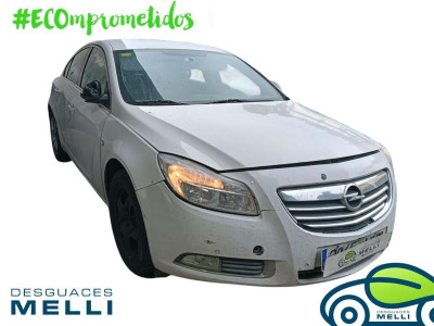 OPEL INSIGNIA BERLINA