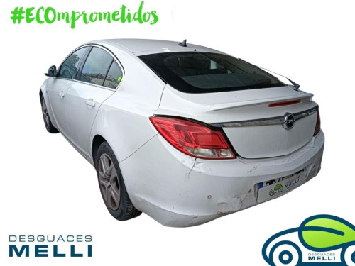OPEL INSIGNIA BERLINA — vehículo donante para recambios 