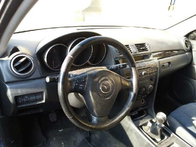 MAZDA 3 BERLINA (BK)