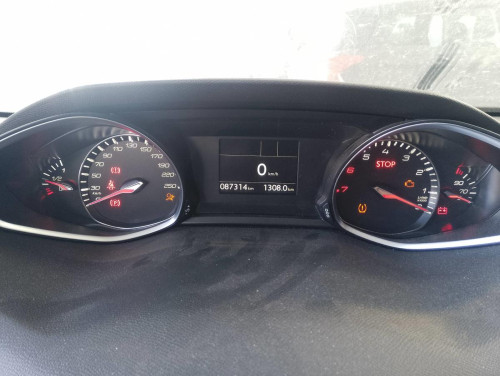 PEUGEOT 308 — автомобиль-донор на запчасти 