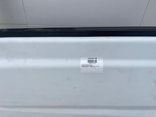 PUERTA DELANTERA IZQUIERDA Mercedes-Benz VITO FURGÓN (639) 