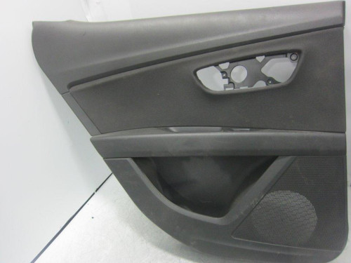  GUARNECIDO PUERTA TRASERA IZQUIERDA SEAT LEON (5F1) 