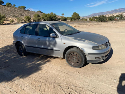 SEAT LEON (1M1)