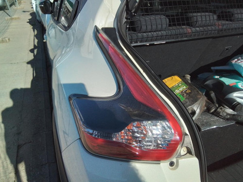 PILOTO TRASERO IZQUIERDO NISSAN JUKE (F15E) 