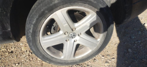 VOLKSWAGEN TOUAREG (7LA) — vehículo donante para recambios 
