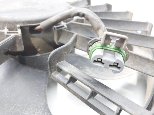 ELECTROVENTILADOR FORD FOCUS BERLINA (CB8) 