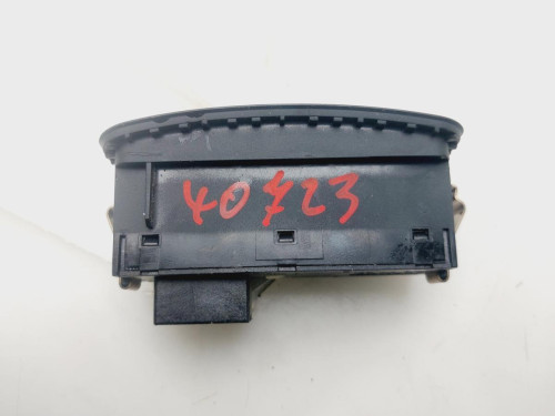 WARNING Audi A1 SPORTBACK (8XA) 