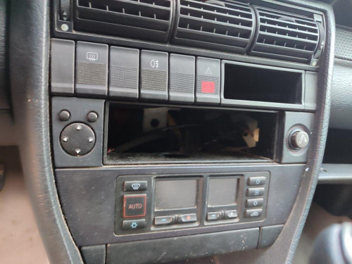  AUDI A6 BERLINA (C4) 