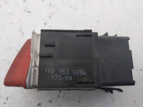  WARNING Volkswagen GOLF V (1K1)(10.2003) 