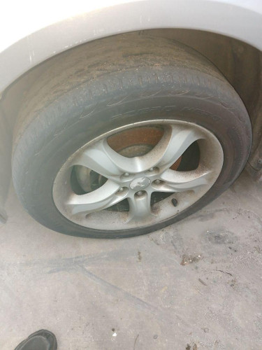 LLANTA Mitsubishi GRANDIS (NA0W) 
