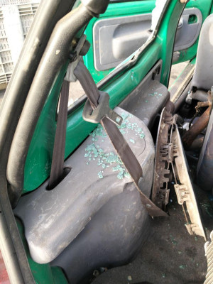 CINTURON SEGURIDAD TRASERO IZQUIERDO