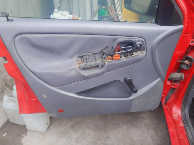 SEAT CORDOBA BERLINA (6K2)