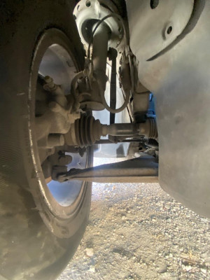 BRAZO SUSPENSION DELANTERO DERECHO