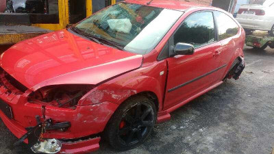 FORD FOCUS BERLINA (CAP)