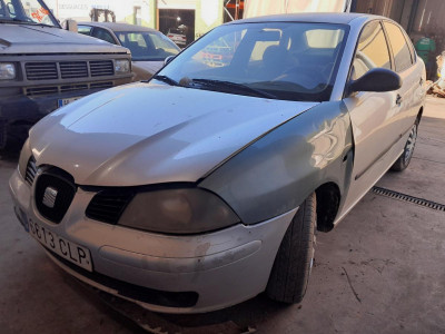 SEAT CORDOBA BERLINA (6L2)