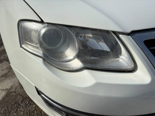 FARO DERECHO Volkswagen PASSAT BERLINA (3C2) 