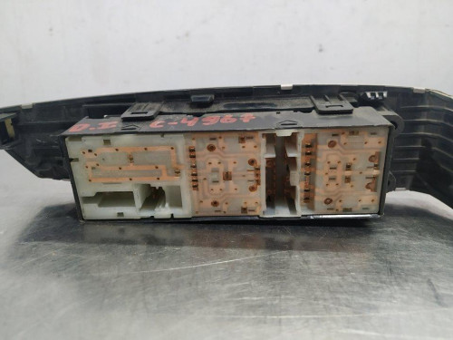  MANDO ELEVALUNAS DELANTERO IZQUIERDO Nissan MURANO (Z50) 