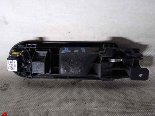 MANETA INTERIOR TRASERA IZQUIERDA Volkswagen PASSAT BERLINA (3B3) 
