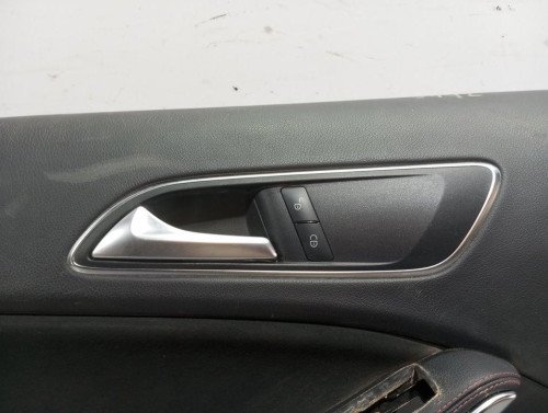  GUARNECIDO PUERTA DELANTERA IZQUIERDA Mercedes-Benz CLASE GLA (BM 156) 
