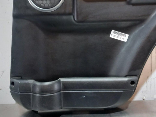  GUARNECIDO PUERTA TRASERA DERECHA LAND ROVER DISCOVERY 
