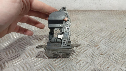 CERRADURA MALETERO / PORTON 