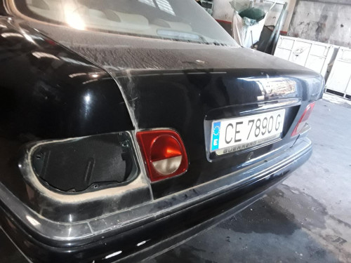 MERCEDES-BENZ CLASE E (BM 210) BERLINA — автомобиль-донор на запчасти 