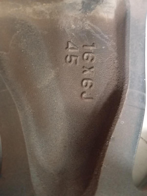 LLANTA, SUZUKI, SWIFT (AZ)