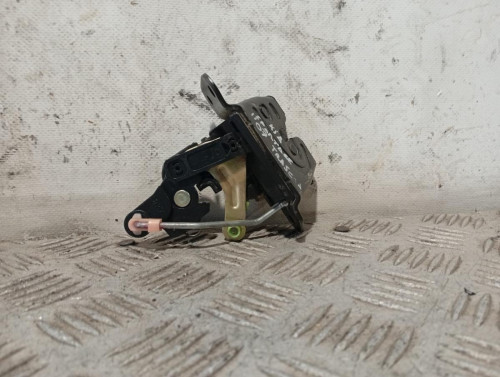 CERRADURA MALETERO / PORTON 