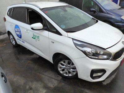 KIA CARENS (RP)