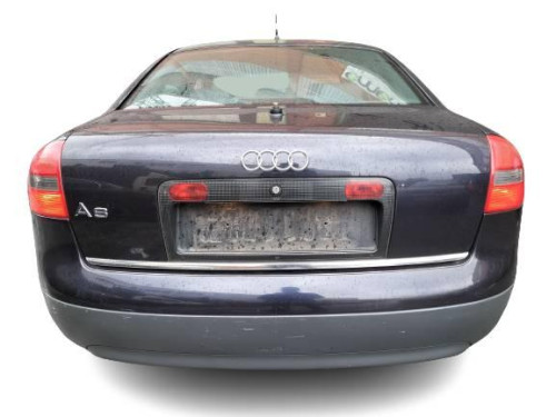  AUDI A6 BERLINA (4B2) 