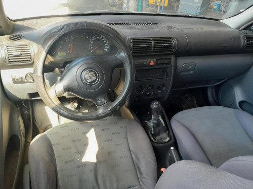 SEAT LEON (1M1) — vehículo donante para recambios 