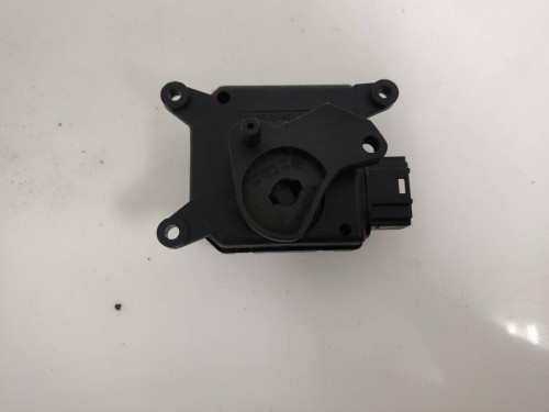 MOTOR APERTURA TRAMPILLAS CLIMATIZADOR Seat CORDOBA BERLINA (6L2) 
