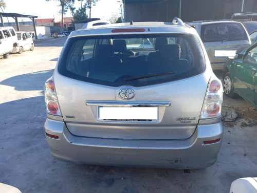  TOYOTA COROLLA VERSO (R1) 
