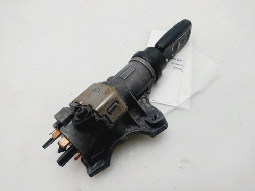 CONMUTADOR DE ARRANQUE VOLKSWAGEN POLO IV (9N3) 
