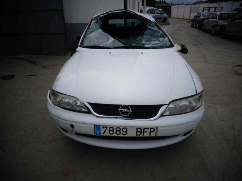  OPEL VECTRA B BERLINA 