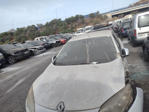  CAPO Renault MEGANE III BERLINA 5P 